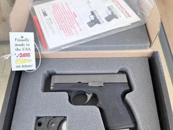 Khar CM9 SA 9mm 3.7” w two 6 rd magazines