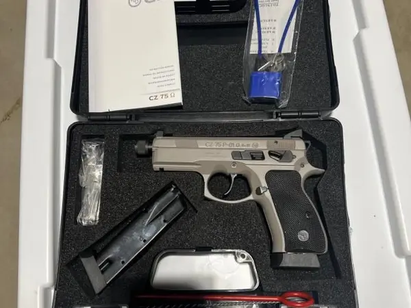 CZ 75 p-01 OMEGA