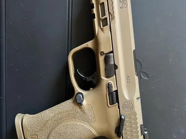S&W M&P 9 m2.0 5” full size 3177560102