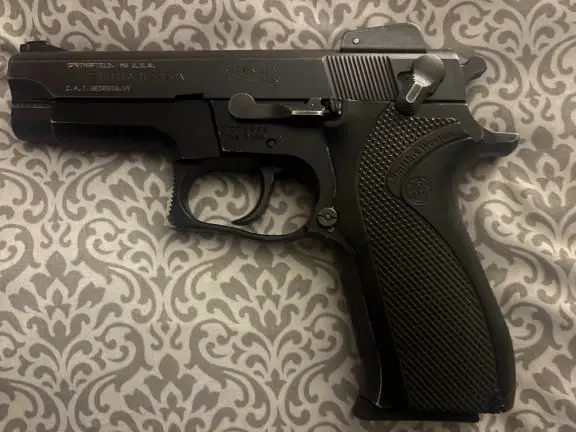 S&W 59