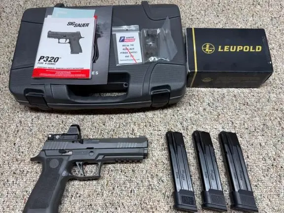 Sig Sauer XFIVE LEGION w/ Leupold Delta Point Pro & 3x 21 rnd Mags.