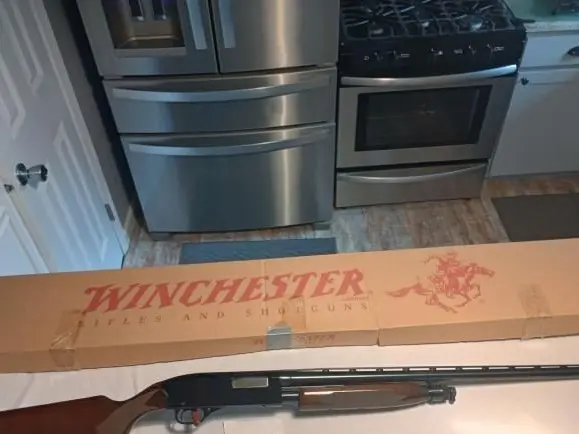 20YR. OLD WIN. RANGER DELUXE 20GA. W/BOX