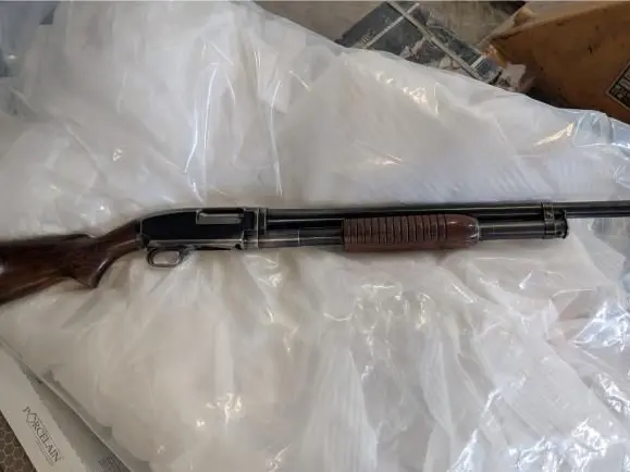 Winchester heavy duck model 12 3in mag 12ga pump