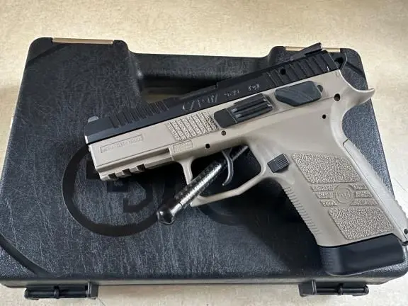 CZ P-07