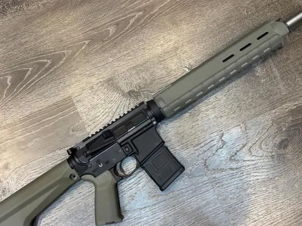SPIKES TACTICAL AR15