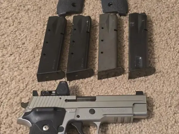 SIG Sauer P226 9mm