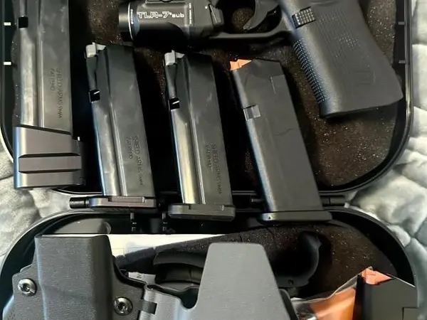 Glock 48 MOS Gen 5 Optic, Holster, Mags, Light