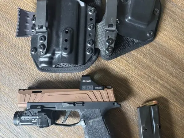 Sig p365 Spectre Comp Snake Bite