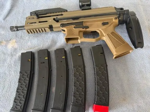 GRAND POWERR STRIBORG 9MM