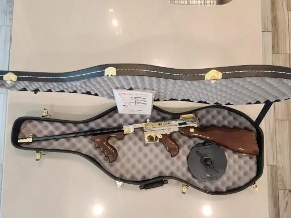 Thompson 1927a1 Chicago Typewriter
