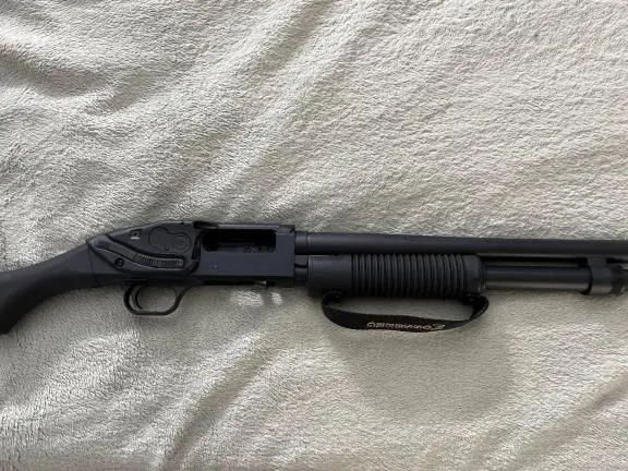 Mossberg 50638 Shockwave 590 12ga, Crimson Trace LS-250 LaserSaddle red