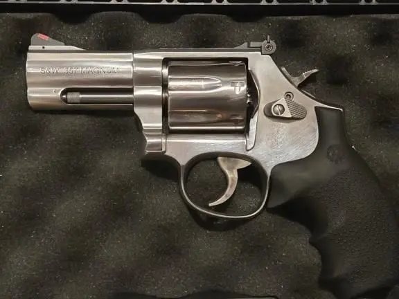 Smith & Wesson 686 Plus 3"