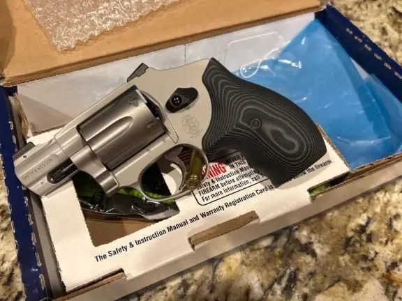 MODEL 632 THE ULTIMATE CARRY REVOLVER IN 32HR MAG SILVER WITH NO LOCK