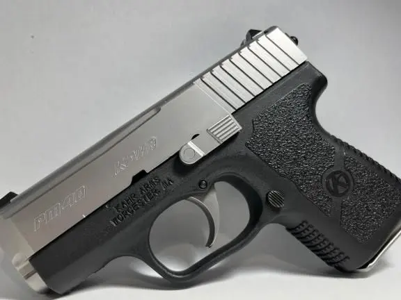 Kahr PM40