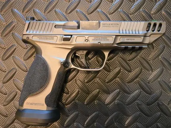 S&W M&P9 Competitor