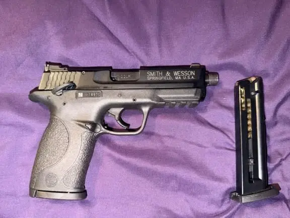 Smith and Wesson M&P 22 compact