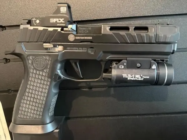 SIG P320 Spectre Comp w/ eotech