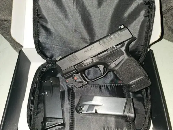Springfield Hellcat OSP with laser and 3 mags