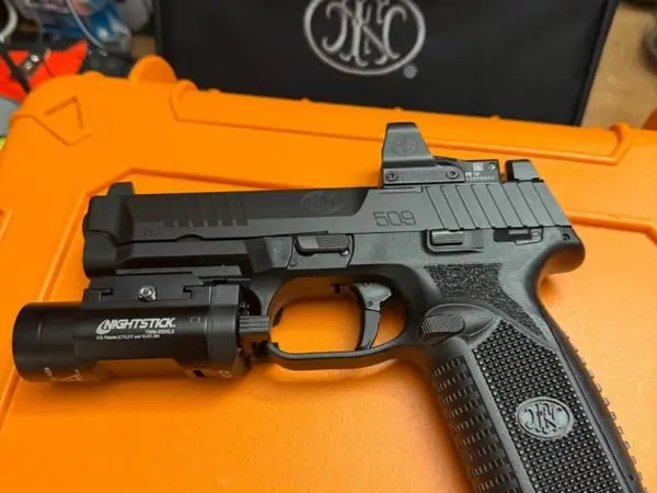 FN 509 w/optic and extra slide set up