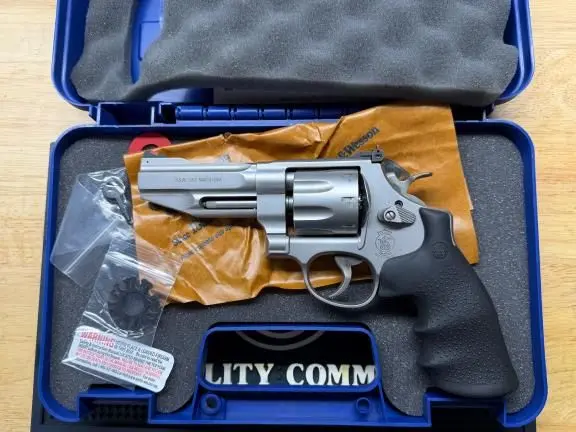 Smith and Wesson S&W 627-5 Pro NO TRADES!