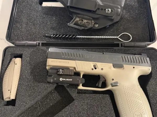 Cz p10c w/ holster and light