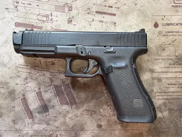 Glock 17 gen 5 w/ ram jet