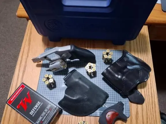 S&W 642-1 Performance Center 38 Special Carry Package Smith & Wesson