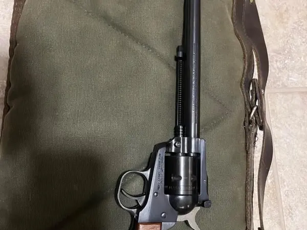Ruger Single 6 - 22 mag