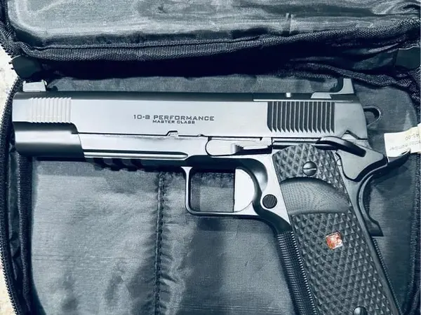 Springfield 10-8 masterclass 1911
