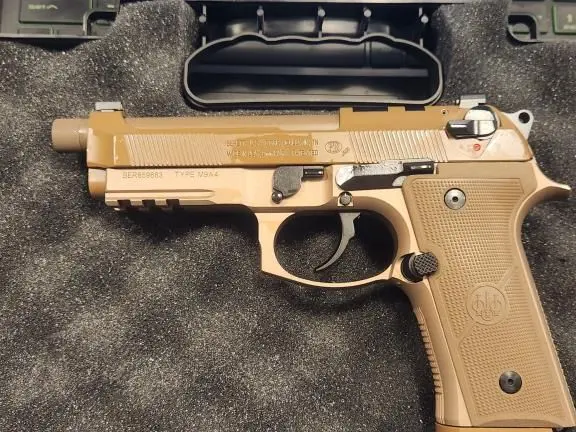 Berreta M9A4 FDE 9mm New Never fired svo