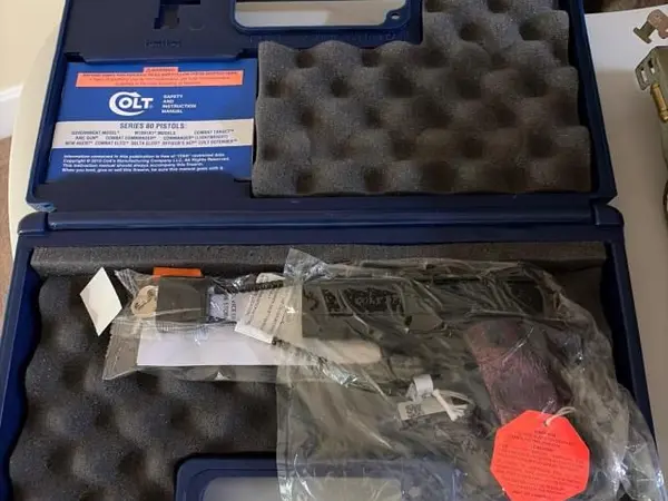 Colt defender 45 ACP