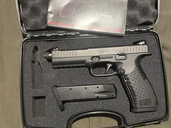 Arsenal Strike One Mark II – 9mm – Great Condition – Threaded Barrel – Complete Factory Package