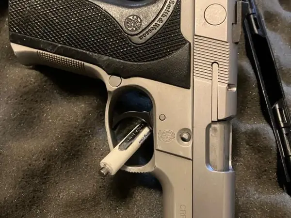 Smith&Wesson 4043