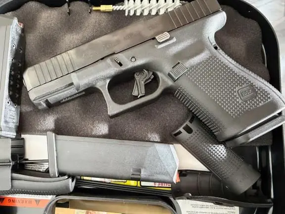 GLOCK CLEAR OUT SALE,PRICES ARE FIRM,G26,G23,G17,G45,G20