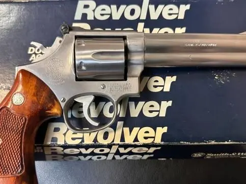 1981 Smith & Wesson 686 NO DASH .357 UNFIRED