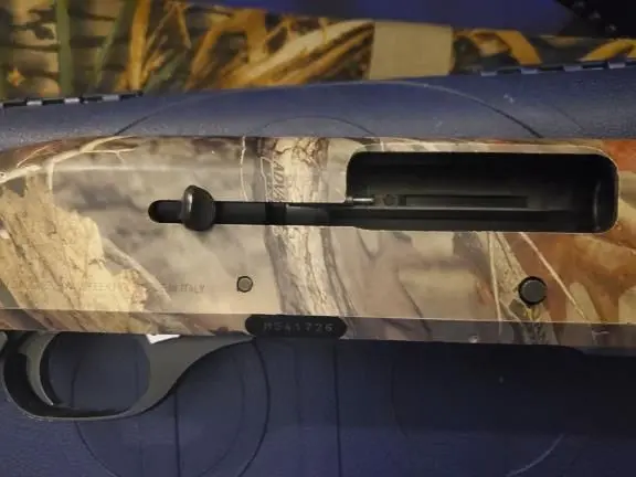 Benelli M1 super90 12 ga 26 in cased