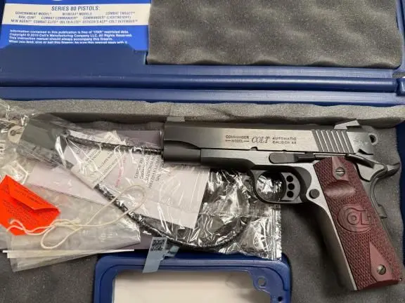 Colt Combat Commander