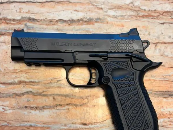 Wilson Combat SFX9 4"