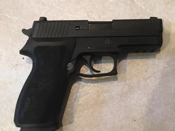 Sig P220R Carry .45 ACP w/extra threaded barrel
