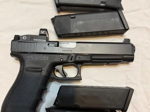 Glock 41 45 ACP with red dot and 4 mags