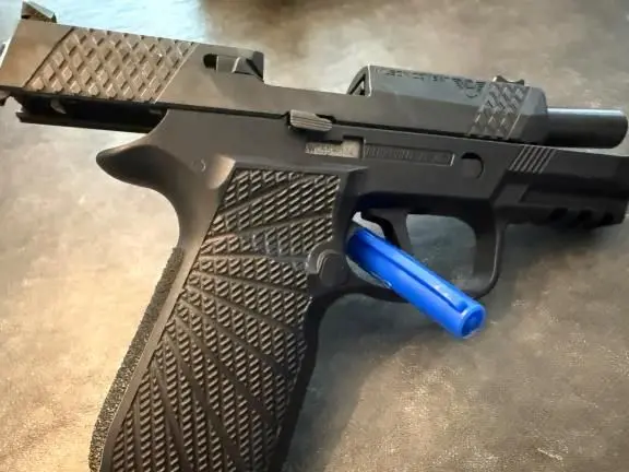 Wilson Combat WCP320 Carry 9mm - Grayguns Trigger - Excellent Condition