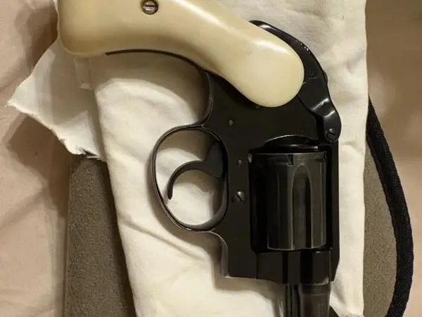 Colt Cobra early issue