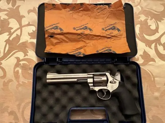 S&W 629 Classic 44 mag