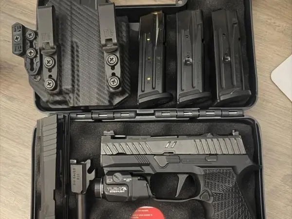 Sig Sauer P320 XCompact sixtwothreethreezerozero8twofive0