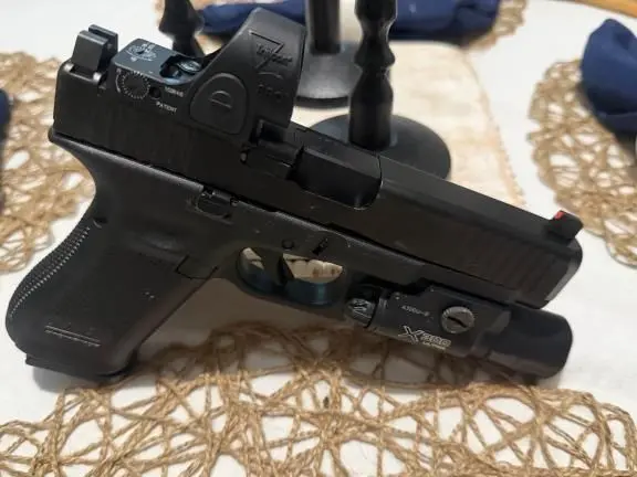 Glock 47 W/ SRO & X300