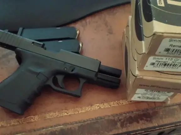 3rd Gen Glock 19 2 high capacity clips+ ammo