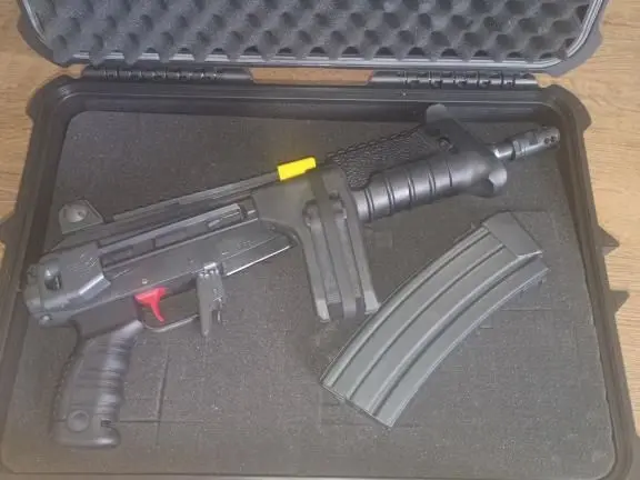 Very unique icon weapons 556 Galil/ Never fired- Mint condition