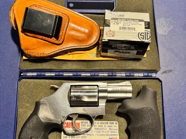 Smith & Wesson Model 60-14 .357 Mag Package (Case, Holster, Ammo)
