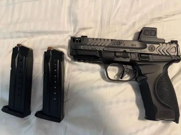 Smith and Wesson M&P 2.0 Metal cary Comp 9mm