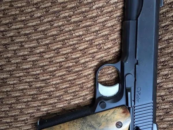 Dan Wesson V-bob valor 9mm commander